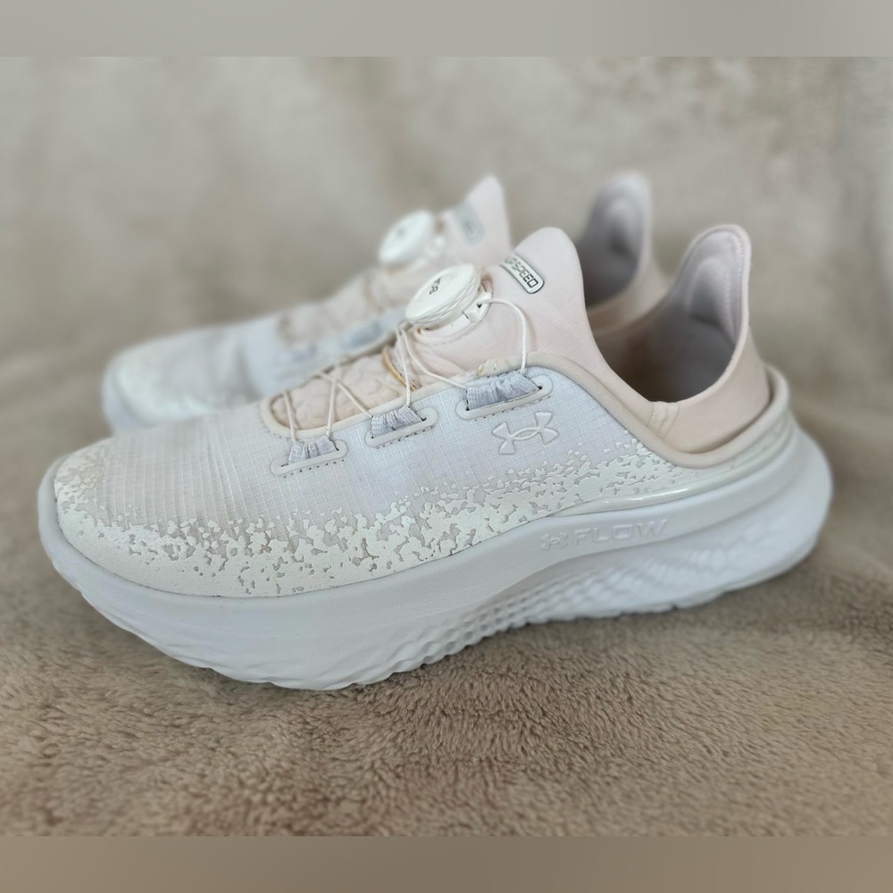 Under Armour Women’s SlipSpeed Mega 'Triple White' women 10/Men 8.5)